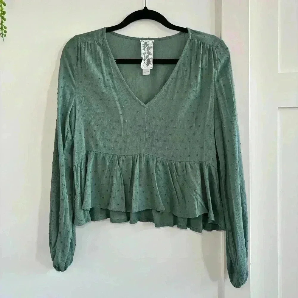 Sadie & Sage Boho Emerald Green Women’s Top Size Small